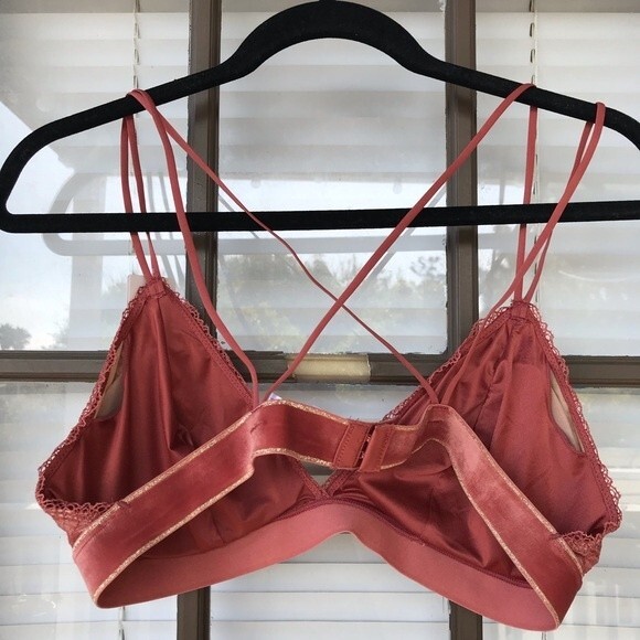 B.tempt’d Pink Lingerie No Wire Bra XLarge - Picture 3 of 3